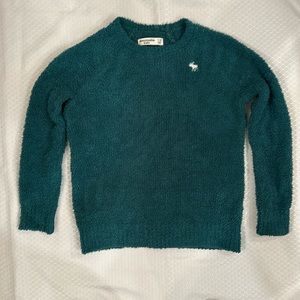 Abercrombie Kids Size 7/8 GREEN Fleece Sweatshirt. SUPER COZY & SOFT!